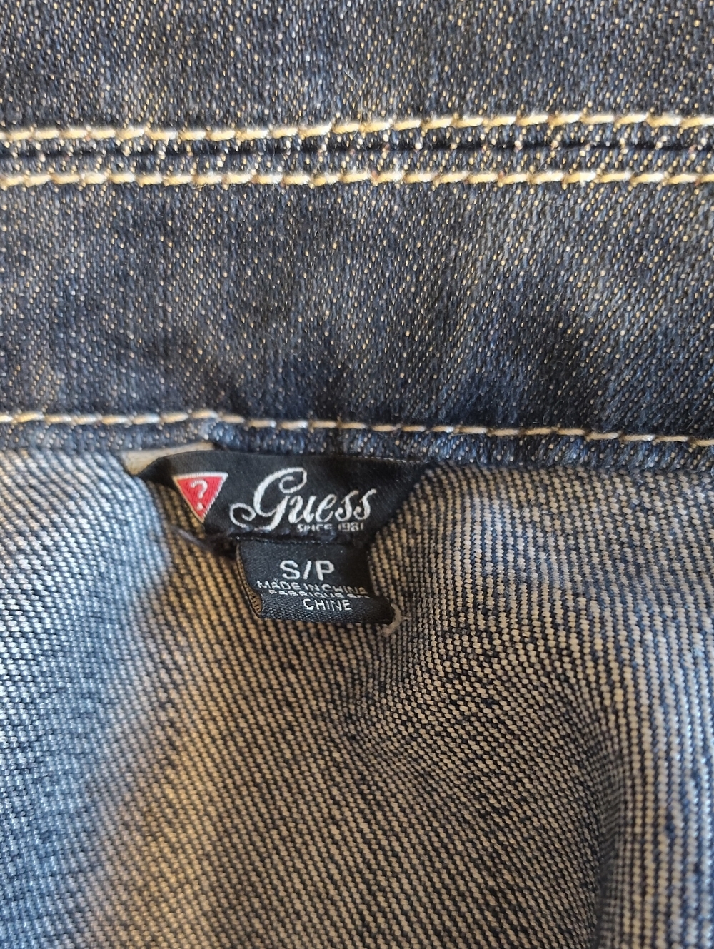 Vintage GUESS Premium Dark Wash Fitted Denim Jacket - Sm - Picture 7 of 8